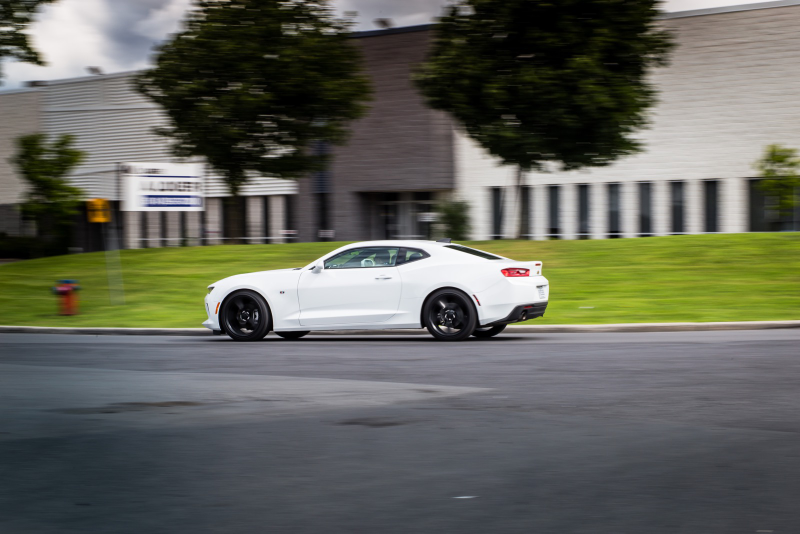 Illustration for article titled 2017 Chevrolet Camaro 2.0T Automatic: The Base Model No Longer Sucks